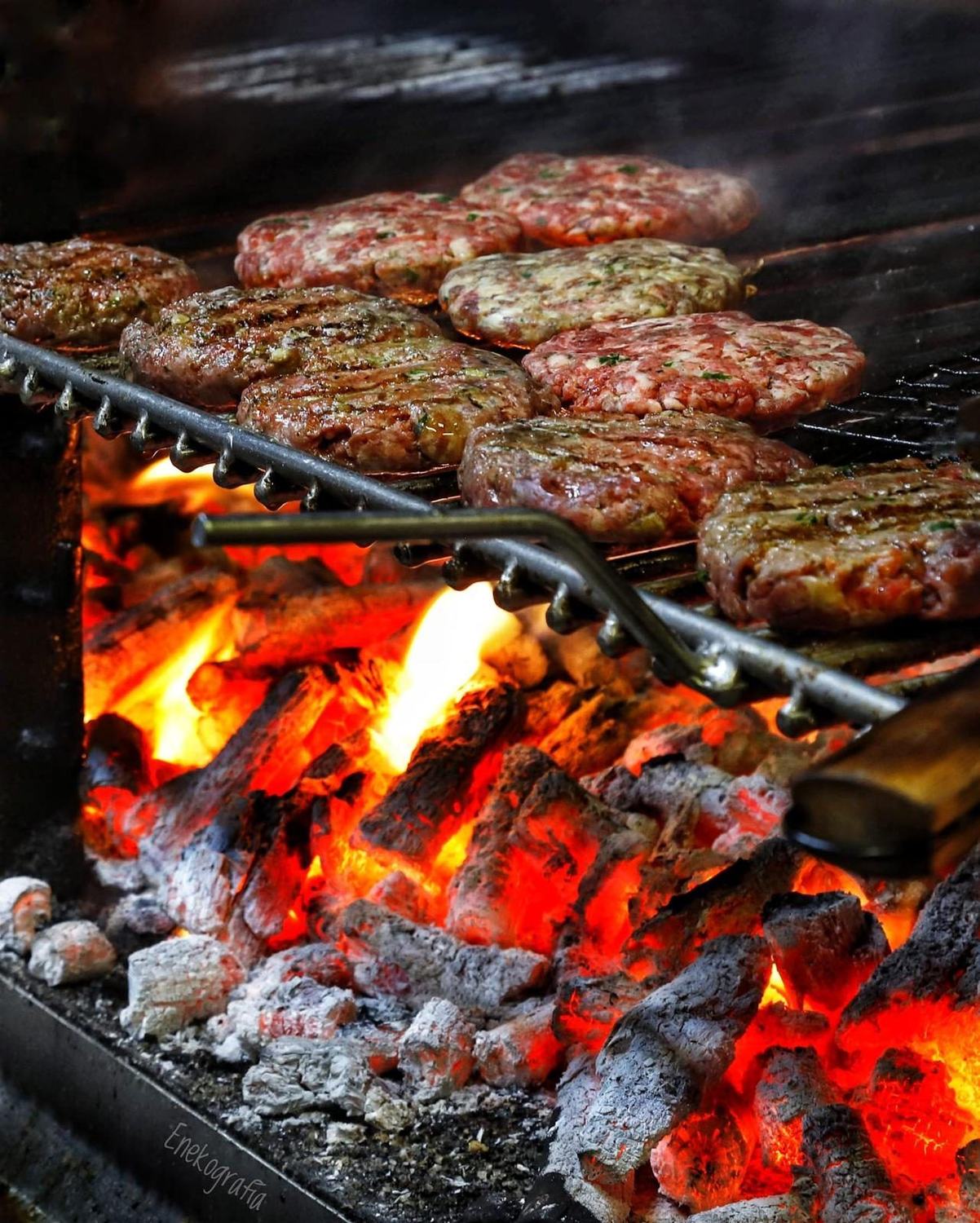 La parrilla de carbón